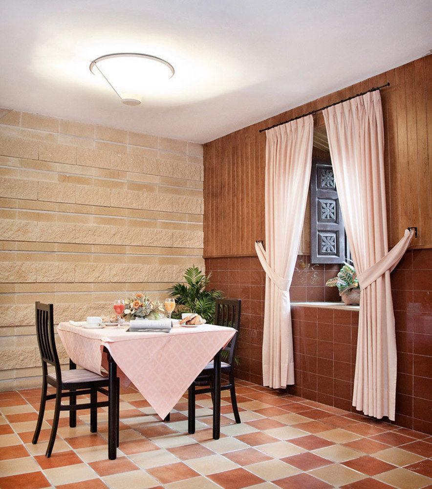 Hotel Palacio De Los Vallados ラストレス エクステリア 写真